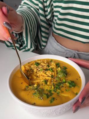 Soupe crémeuse brocoli, pommes de terre et cheddar