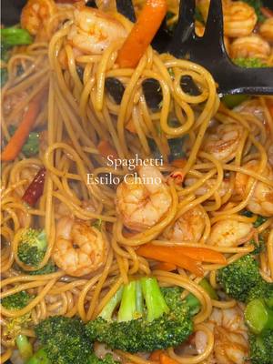 Spaghetti Chino (Chinese-style Spaghetti with Shrimp)