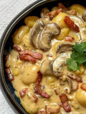 Gnocchis crémeux aux champignons et lardons