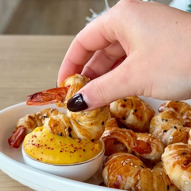 Gamberetti Croccanti con Salsa di Mango e Curry