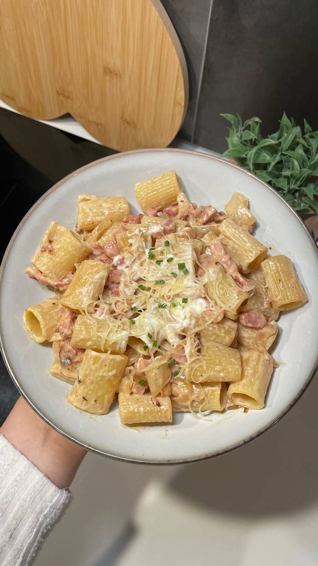 Pâtes aux lardons et comté