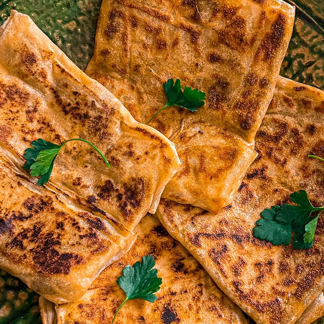 Msemen light protéinés à la farce de légumes et kefta