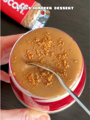 Lotus-Himbeer Dessert