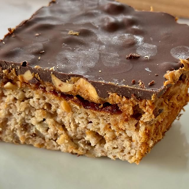 Gâteau à l'avoine façon Snickers